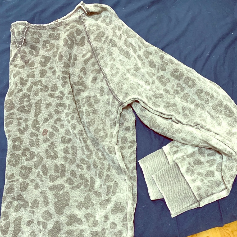 Gray animal print sweatshirt